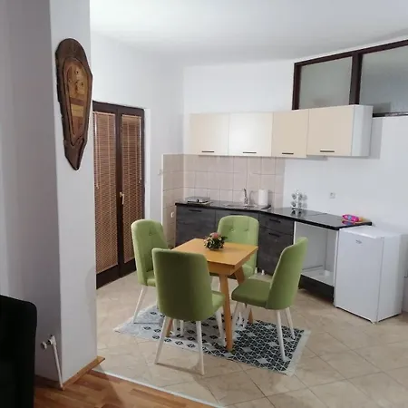 Apartment Damjan - Krusevo Exterior photo